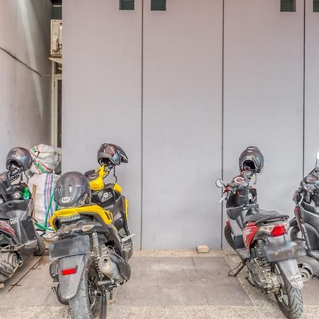 فندق ريد دورز نير سورايبايا زوو سورابايا المظهر الخارجي الصورة